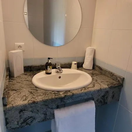 Logis Restaurant Le Cygne 2*