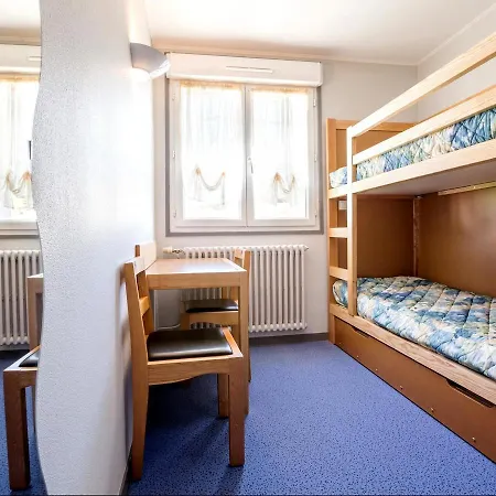 Logis Restaurant Le Cygne Otel Yssingeaux