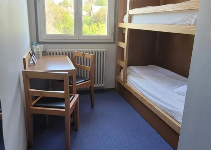 Otel Logis Restaurant Le Cygne 2*