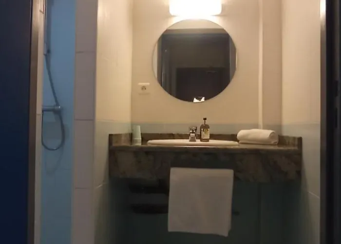 Logis Restaurant Le Cygne Otel 2*