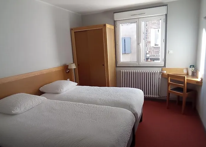 Otel Logis Restaurant Le Cygne